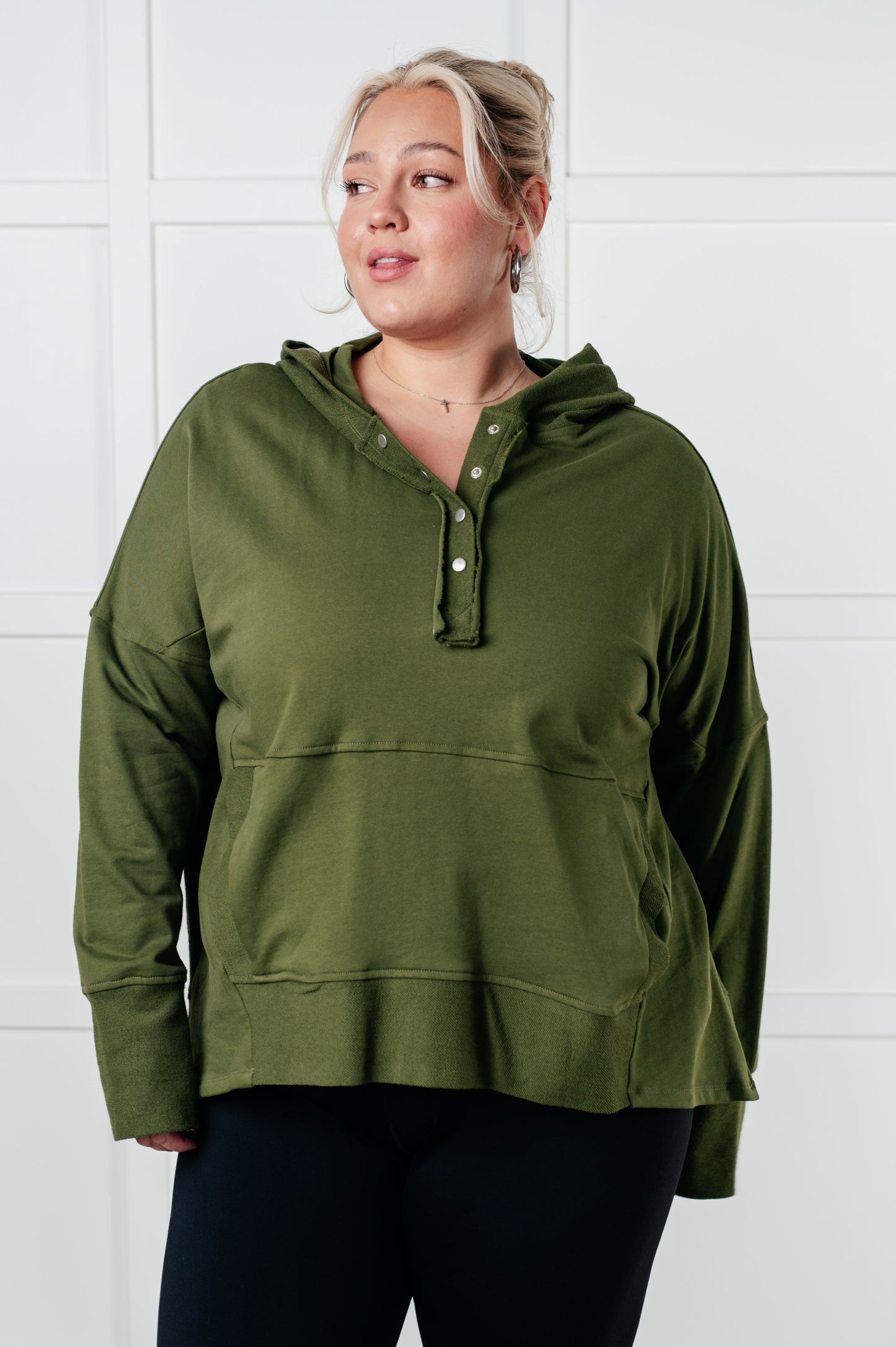 Simple Snug Snap Hooded Pullover- Haptics